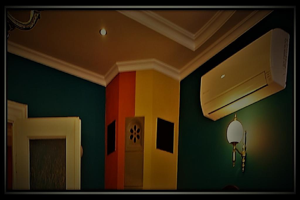 Happy Colours In Old Town Apartment Kecskemet Exterior photo